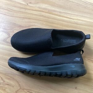 Sketchers Black Go Walk Slip-on Shoes